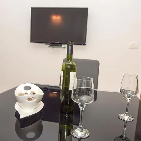 شقة Karlo ماكارسكا